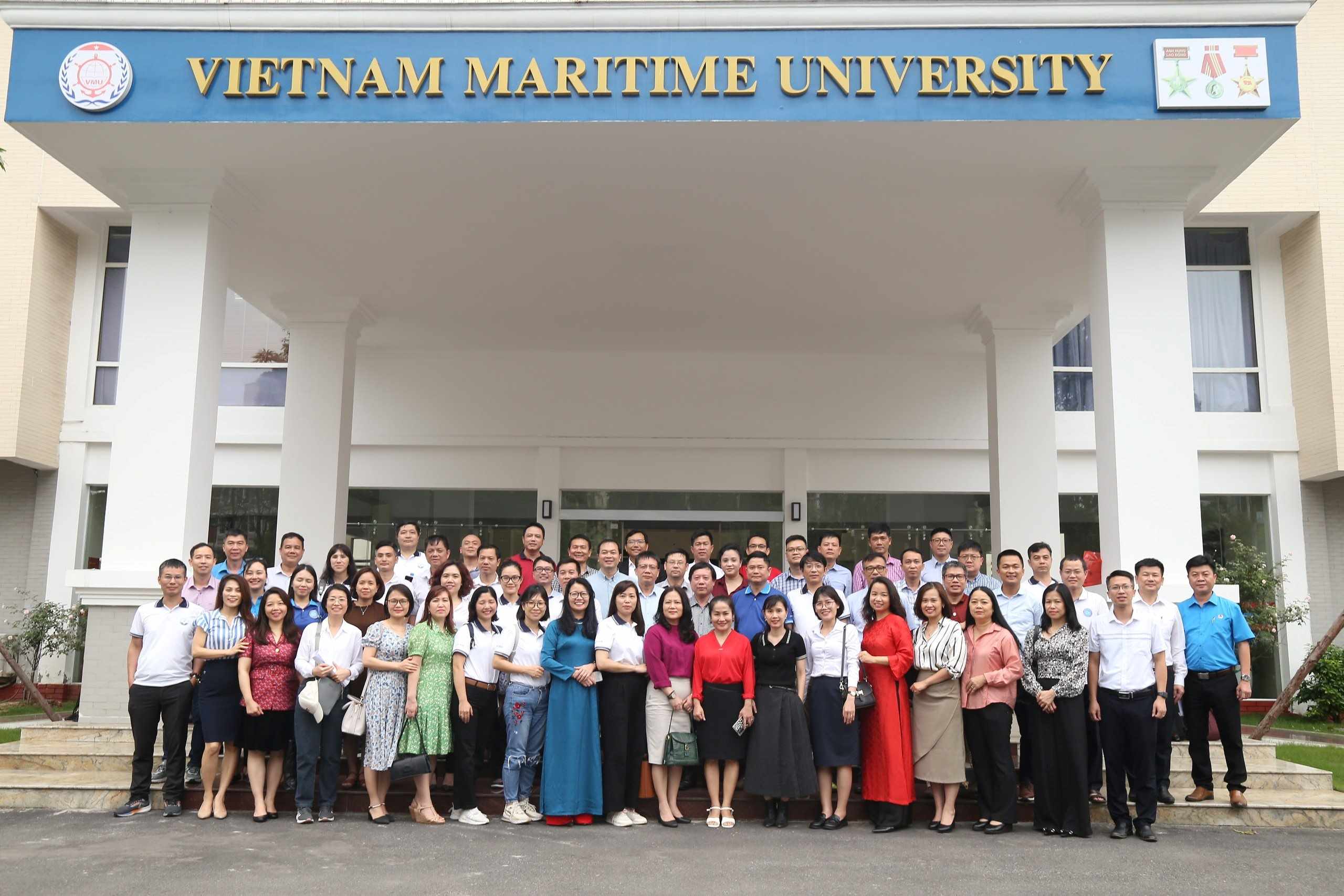 Tham gia Tọa đàm “Vai trò của Công đoàn trong xây dựng đề án vị trí việc làm” tại trường đại học Hàng Hải;