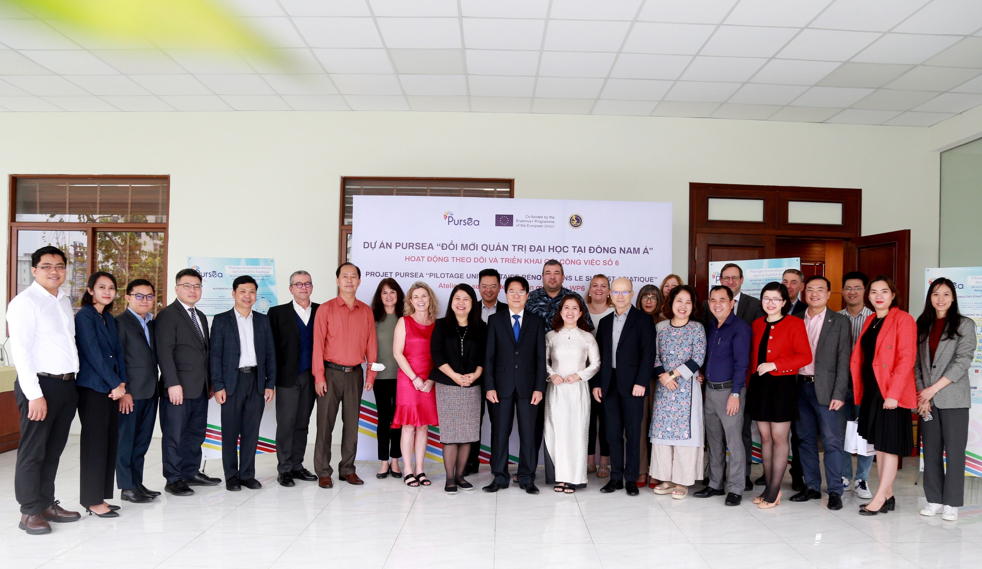 University of Transport and Communications successfully held a meeting to evaluate the progress of the project “Renovating university governance in Southeast Asia”